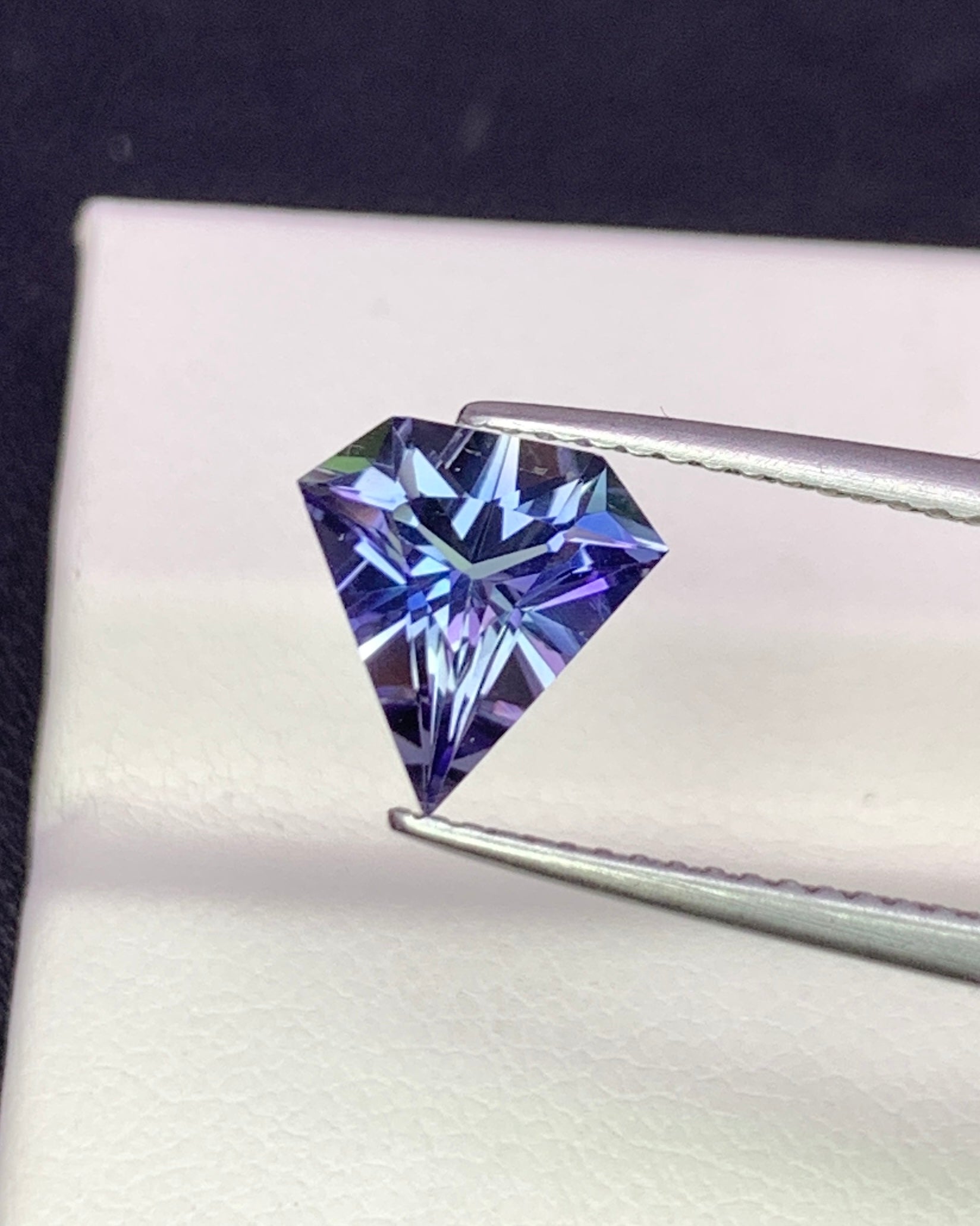Natural Bi Color Tanzanite 1.47 Carat 8.8x8.6 MM Fancy Shape Faceted Gemstone