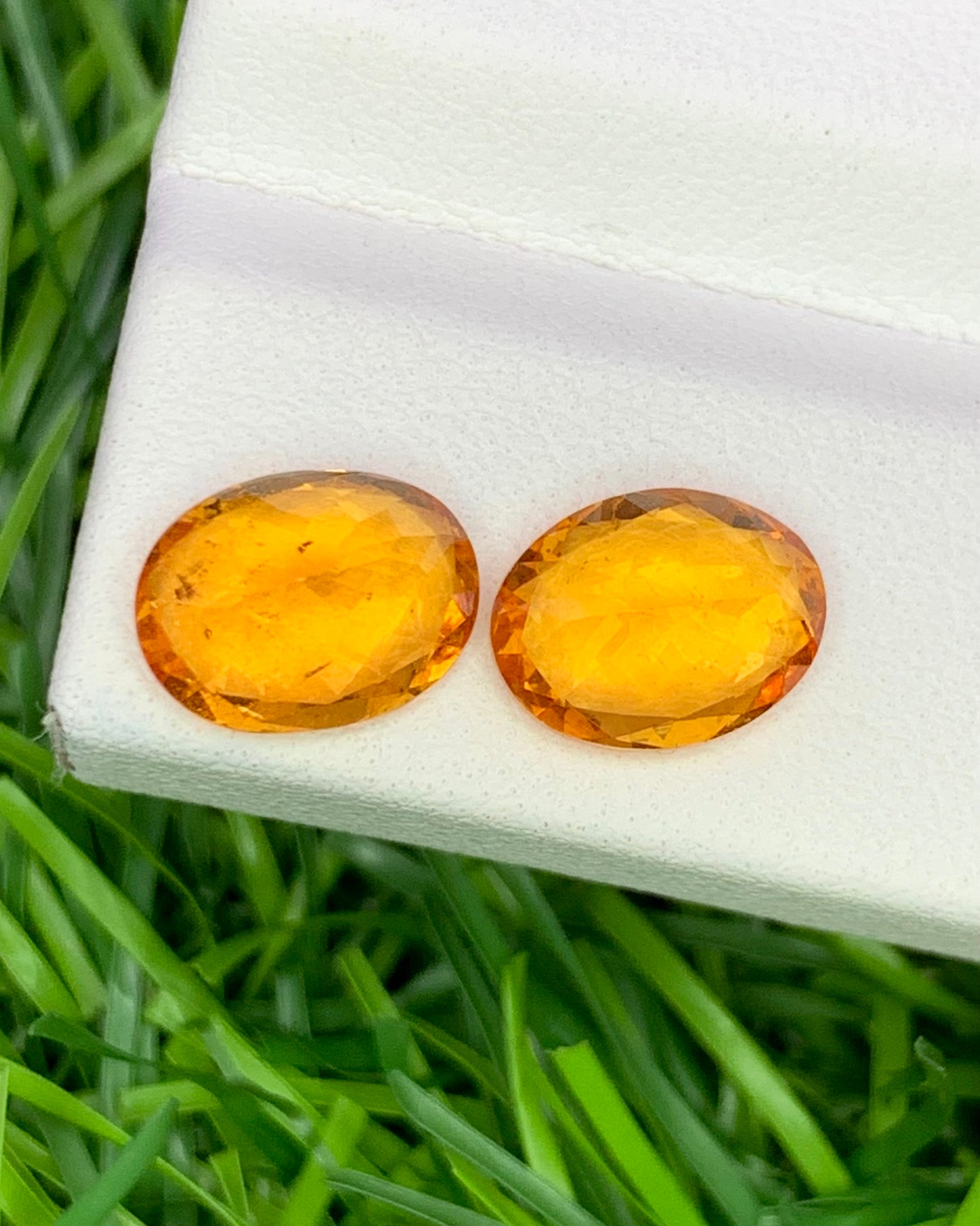 Natural Spessartite Garnet Lot 4.32 Carat 9x6.9 /8.9x6.9MM Oval Shape Faceted Gemstone 2 Piece Lot