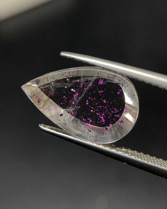 Natural Rare Pink Fire Quartz 4.60 Carat 15.1x9.6 MM Pear Shape Covellite Quartz Gemstone from Brazil 