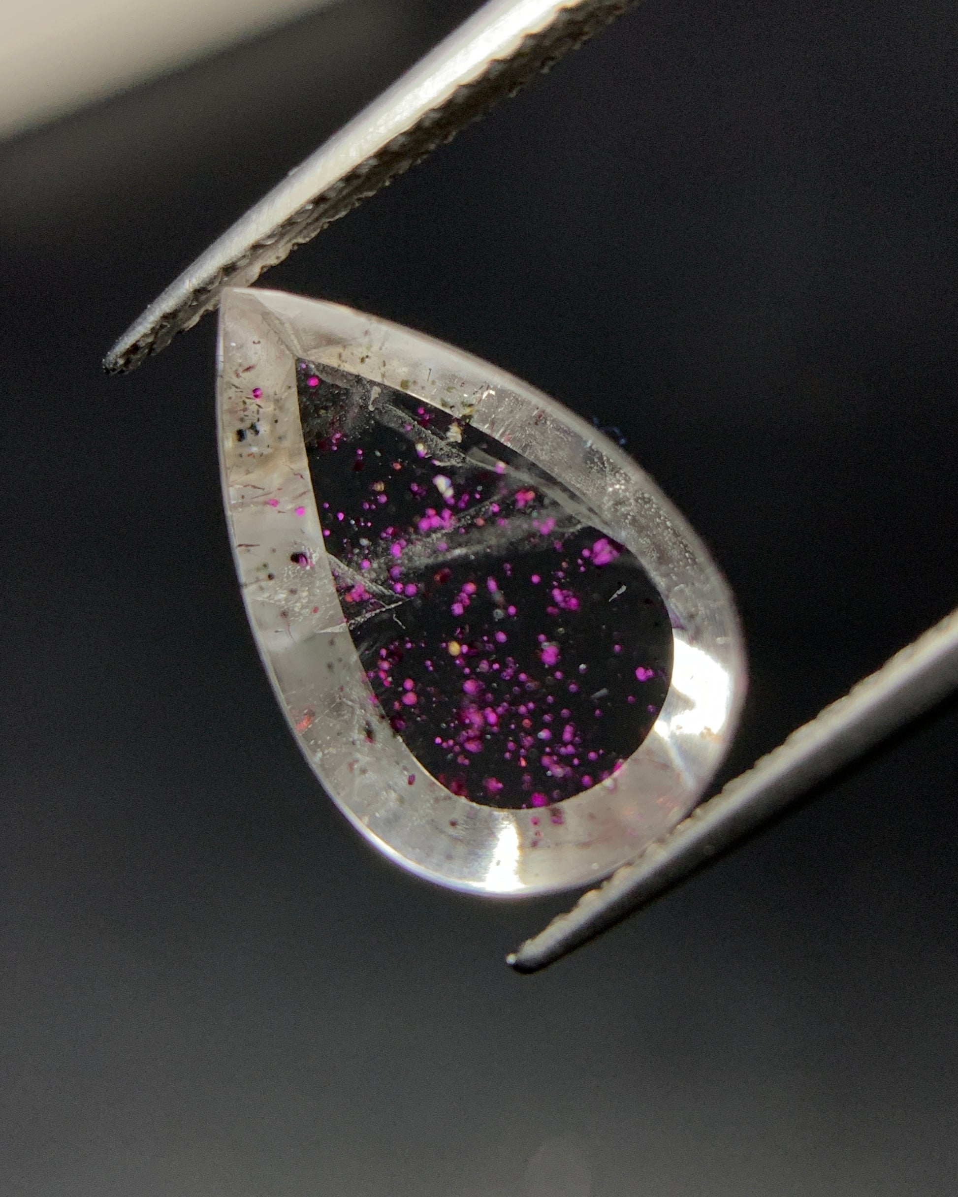Natural Rare Pink Fire Quartz 4.60 Carat 15.1x9.6 MM Pear Shape Covellite Quartz Gemstone from Brazil 