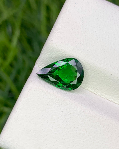 Natural Tsavorite 1.18 Carat 8.7x6.1 MM Pear Shape Faceted Gemstone