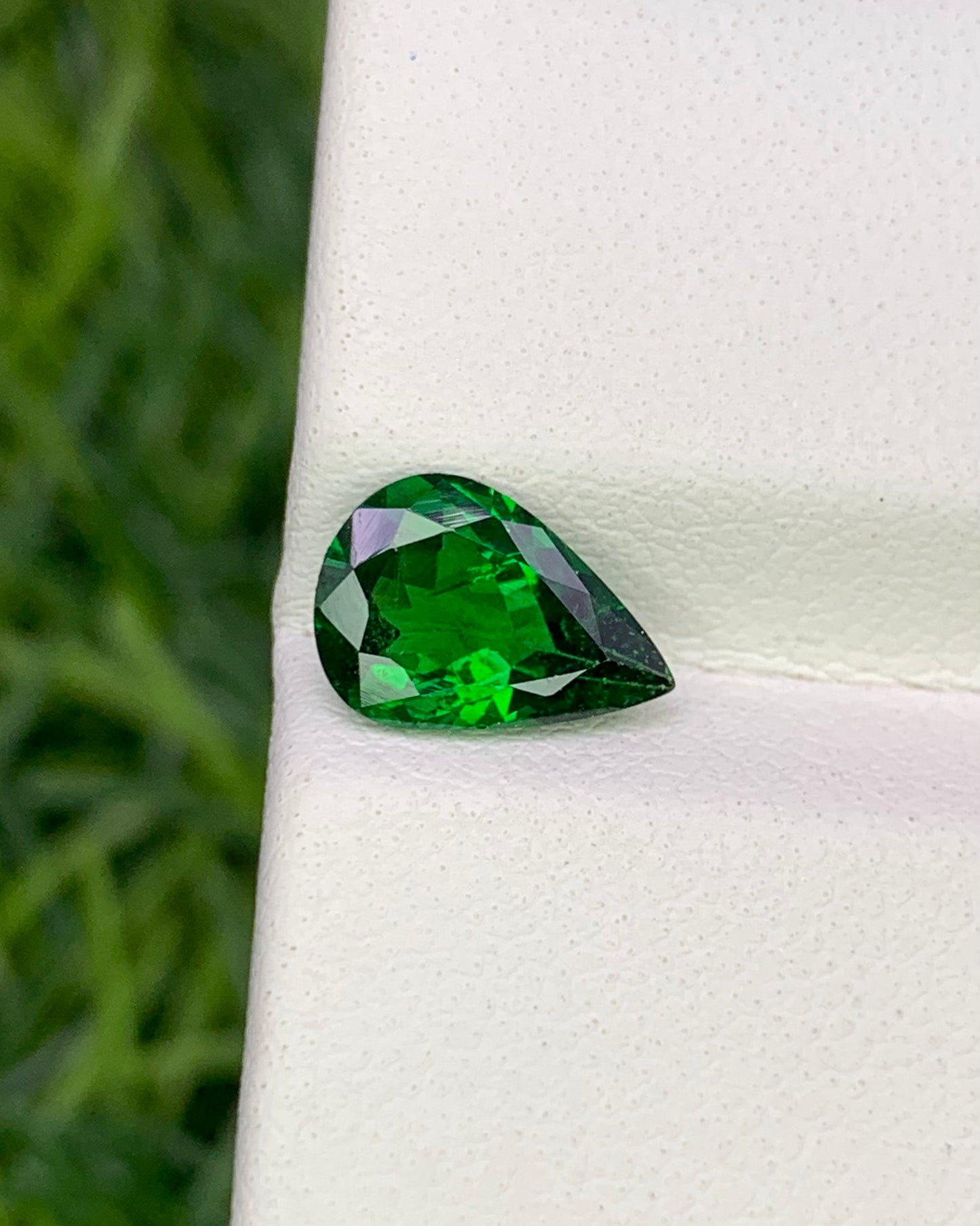 Natural Tsavorite 1.18 Carat 8.7x6.1 MM Pear Shape Faceted Gemstone