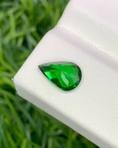 Natural Tsavorite 1.18 Carat 8.7x6.1 MM Pear Shape Faceted Gemstone