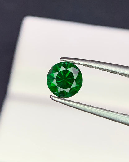 Natural Tsavorite Garnet 0.59 Carat 5.1x5.1 MM Round Shape Faceted Gemstone 