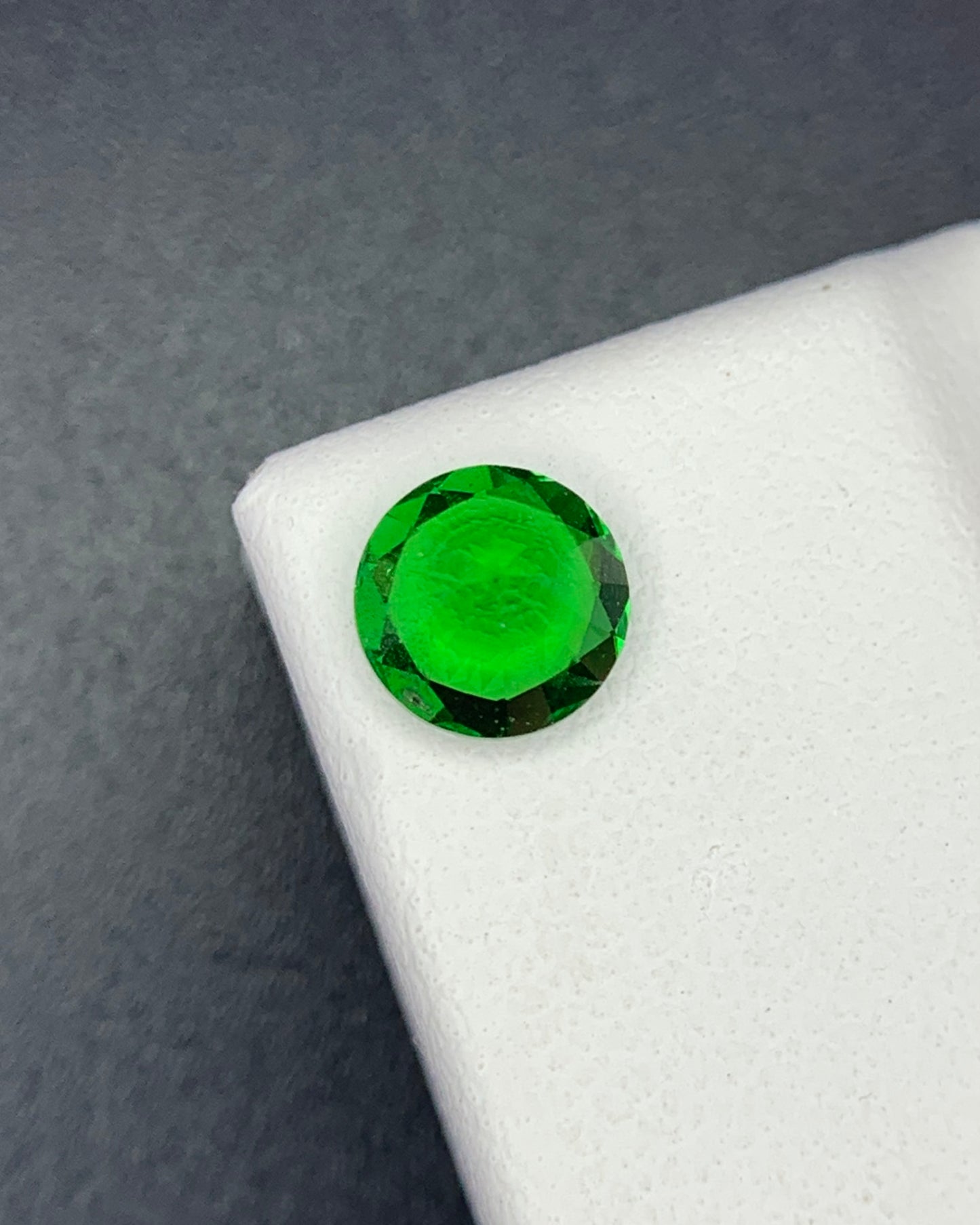 Natural Tsavorite Garnet 0.57 Carat 5.2x5.2 MM Round Shape Faceted Gemstone 