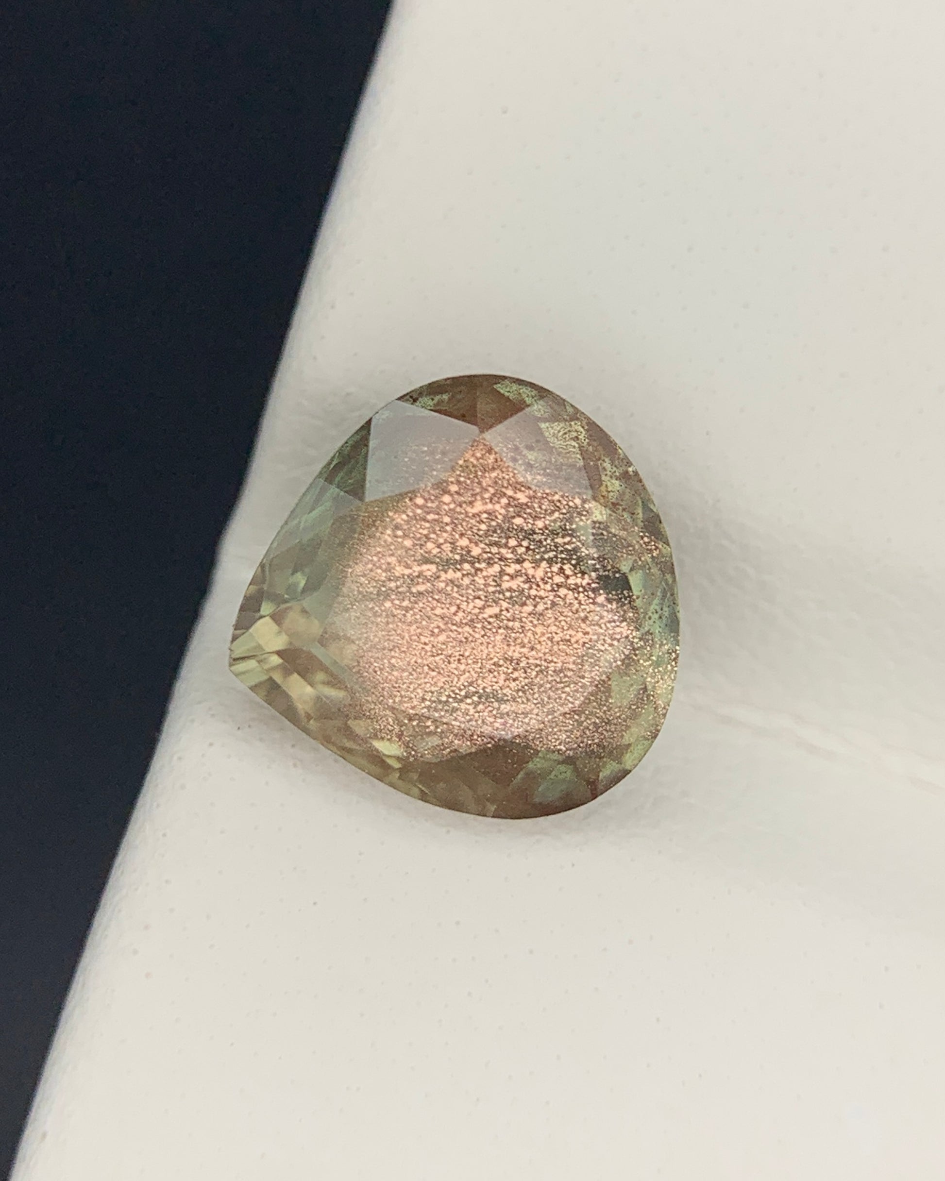 Natural Oregon Sunstone 2.57 Carat 9.3x9.2x4.8 MM Heart Shape Faceted Gemstone 