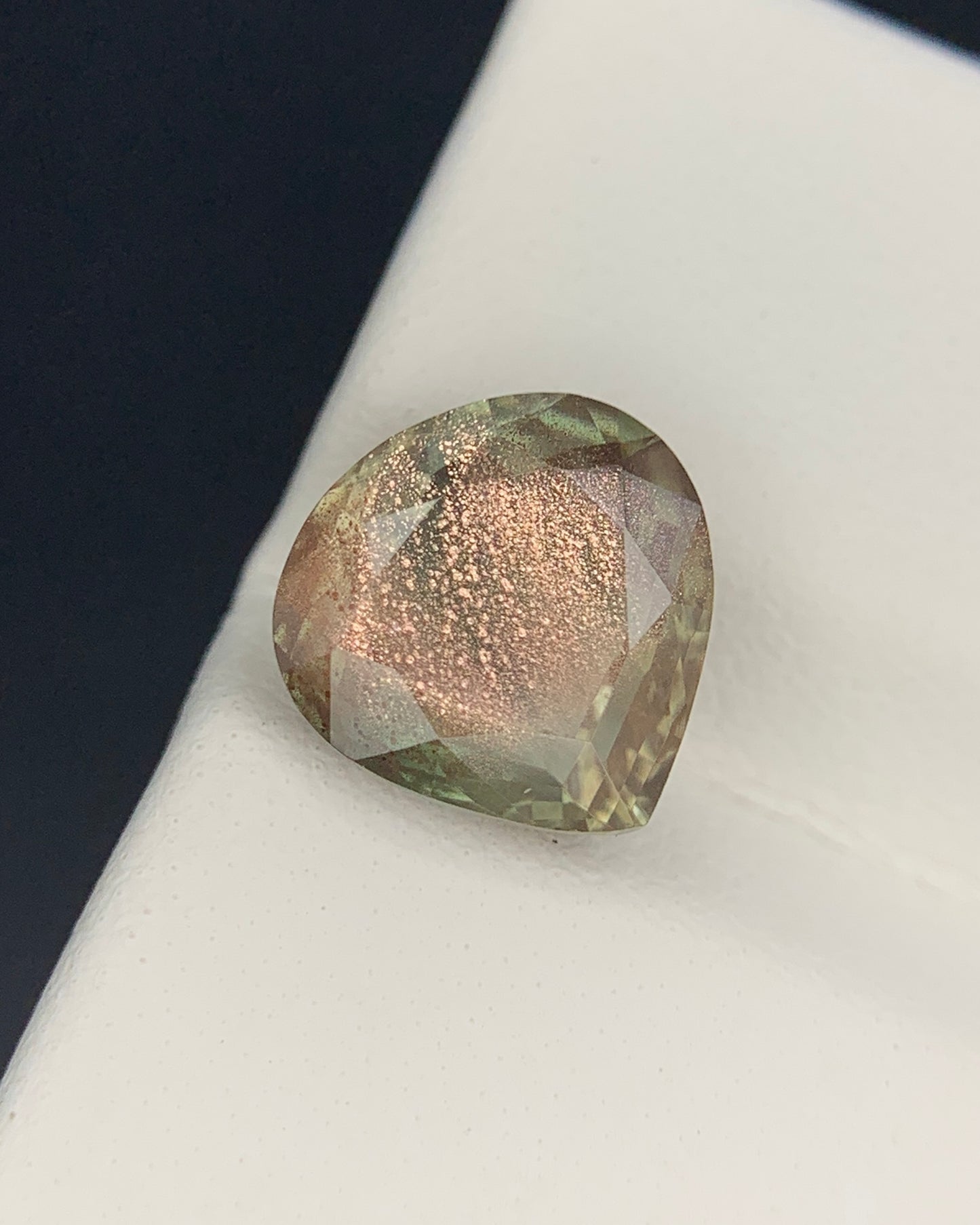 Natural Oregon Sunstone 2.57 Carat 9.3x9.2x4.8 MM Heart Shape Faceted Gemstone 
