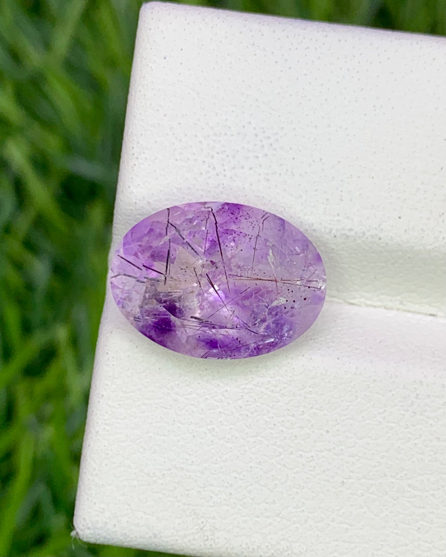 Natural Super Seven 4.44 Carat 13x9.5 MM Oval Shape Faceted Gemstone with 7 Crystals Healing Stone Seven Chakra Melody Stone