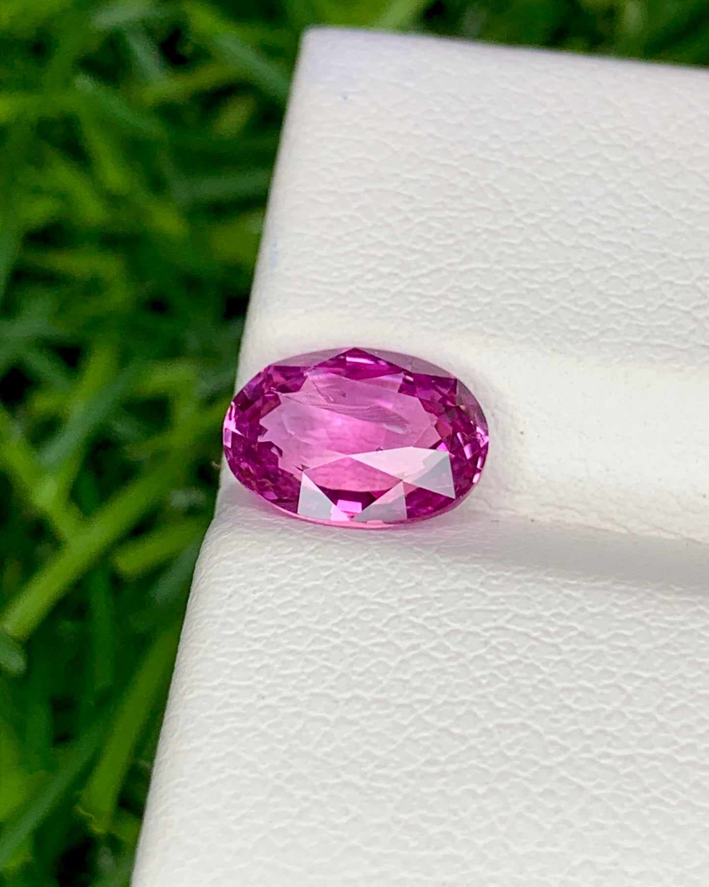 Natural Pink Sapphire 1.90 Carat 8.4x6.2 MM Oval Shape Faceted Gemstone