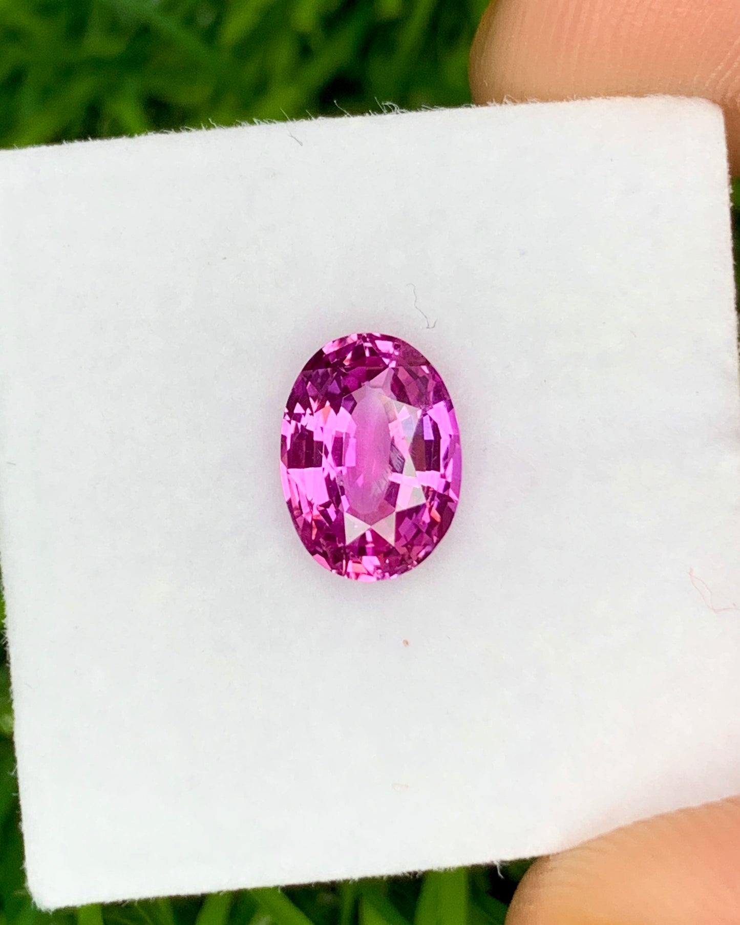 Natural Pink Sapphire 1.90 Carat 8.4x6.2 MM Oval Shape Faceted Gemstone