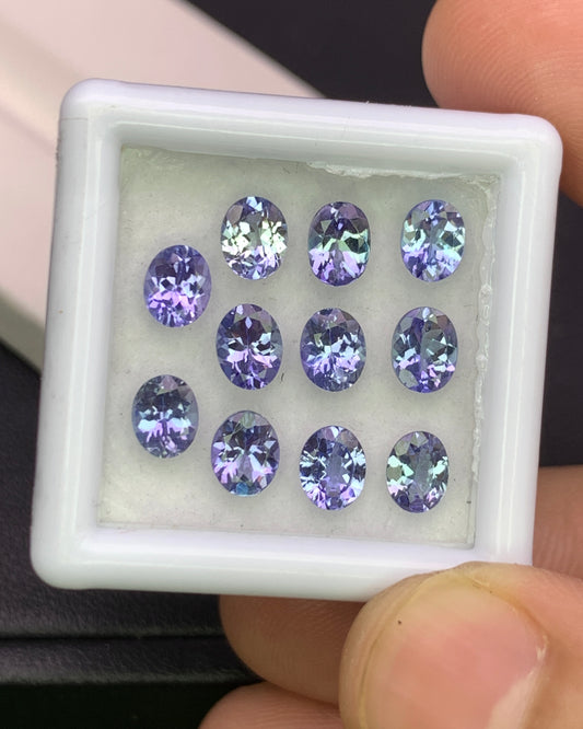 Natural Bi Color Tanzanite Lot 4.20 Carat 5x4 MM Oval Shape Faceted Gemstone 11 Piece Lot