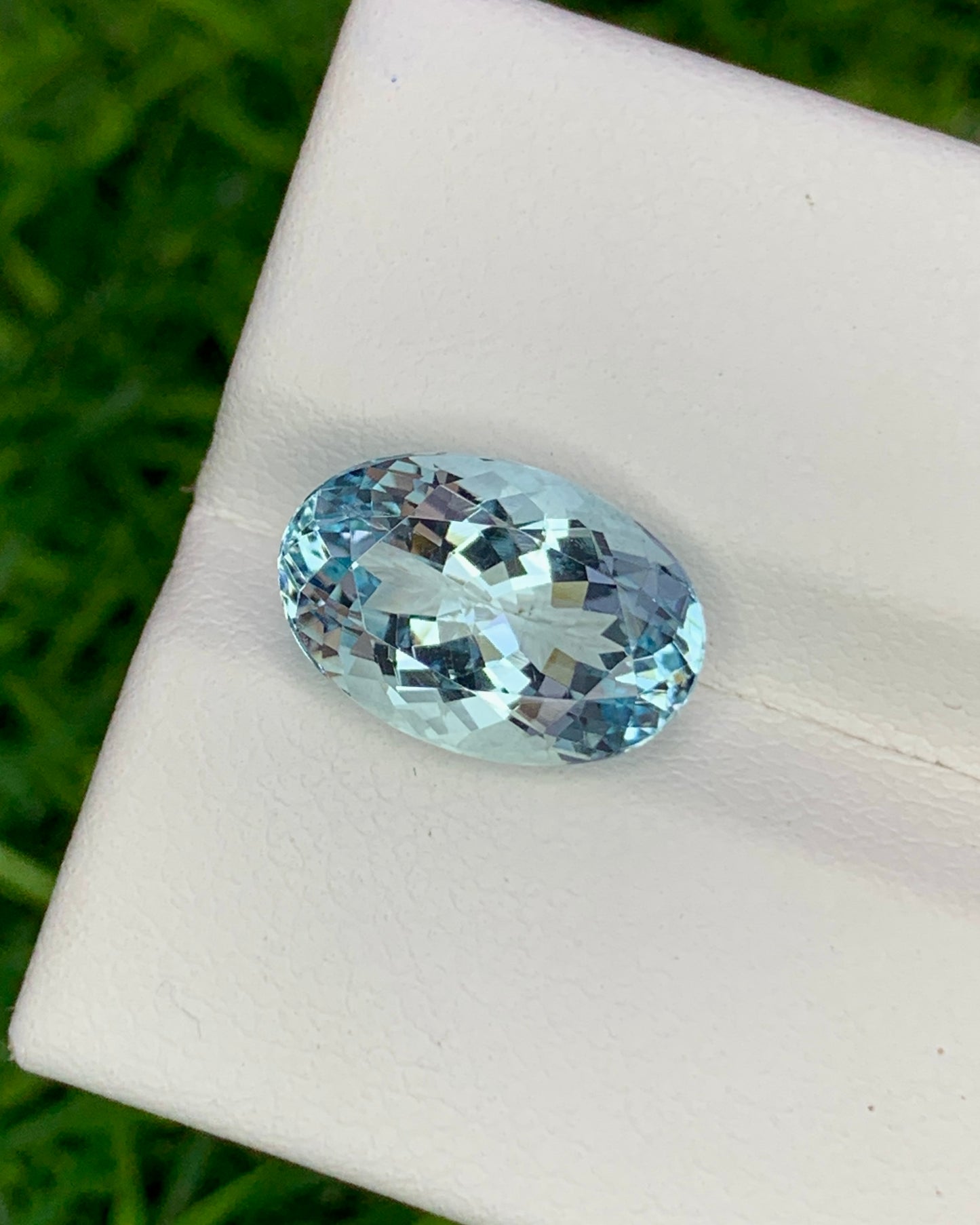 Natural Aquamarine 3.76 Carat 12.2x8.2 MM Oval Shape Faceted Gemstone