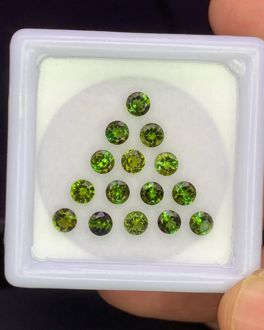 Natural Green Tourmaline Lot 4x4 MM Round Shape Faceted Gemstone Lot 