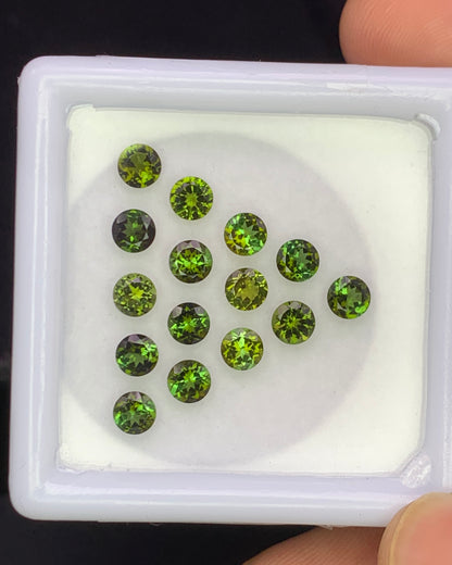 Natural Green Tourmaline Lot 4x4 MM Round Shape Faceted Gemstone Lot 