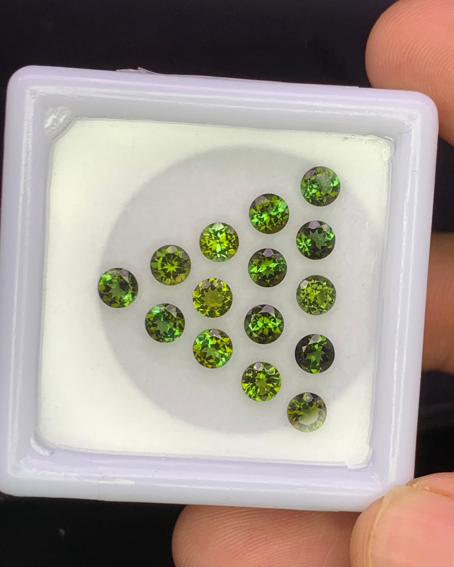 Natural Green Tourmaline Lot 4x4 MM Round Shape Faceted Gemstone Lot 