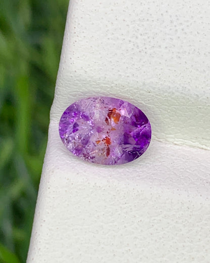 Natural Super Seven 0.88 Carat 7.4x5.4 MM Oval Shape Faceted Gemstone with 7 Crystals Healing Stone Seven Chakra Melody Stone