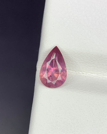 Natural Pink Sapphire 0.90 Carat 7.8x5 MM Pear Shape Faceted IGI Certified Gemstone