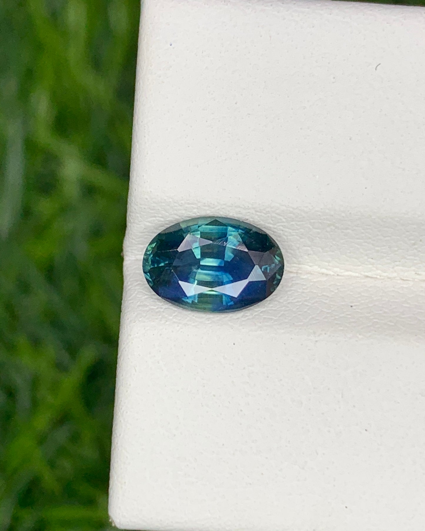 Natural Bi Color Parti Sapphire 1.72 Carat 8.8x6 MM Oval Shape Faceted Gemstone