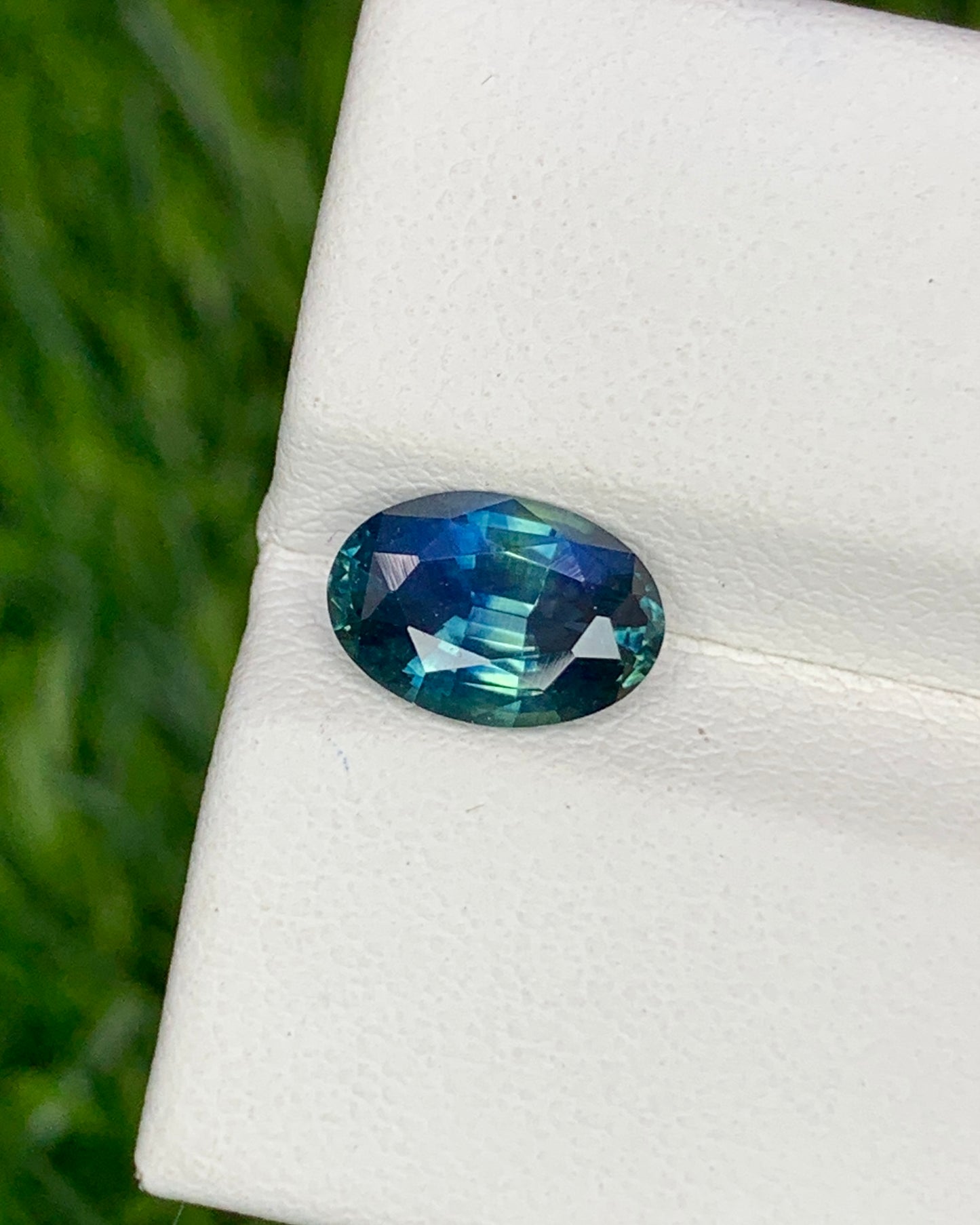 Natural Bi Color Parti Sapphire 1.72 Carat 8.8x6 MM Oval Shape Faceted Gemstone