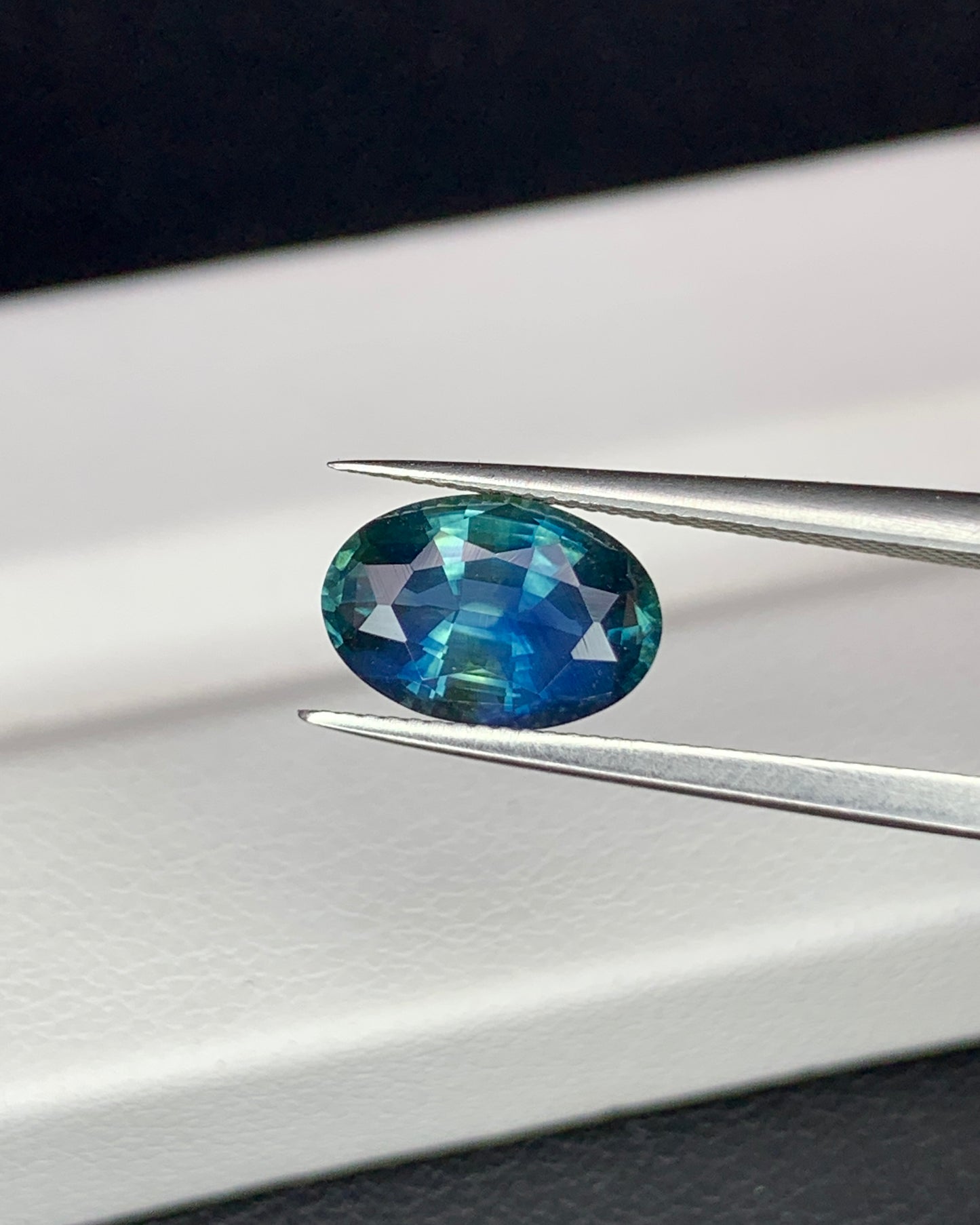 Natural Bi Color Parti Sapphire 1.72 Carat 8.8x6 MM Oval Shape Faceted Gemstone