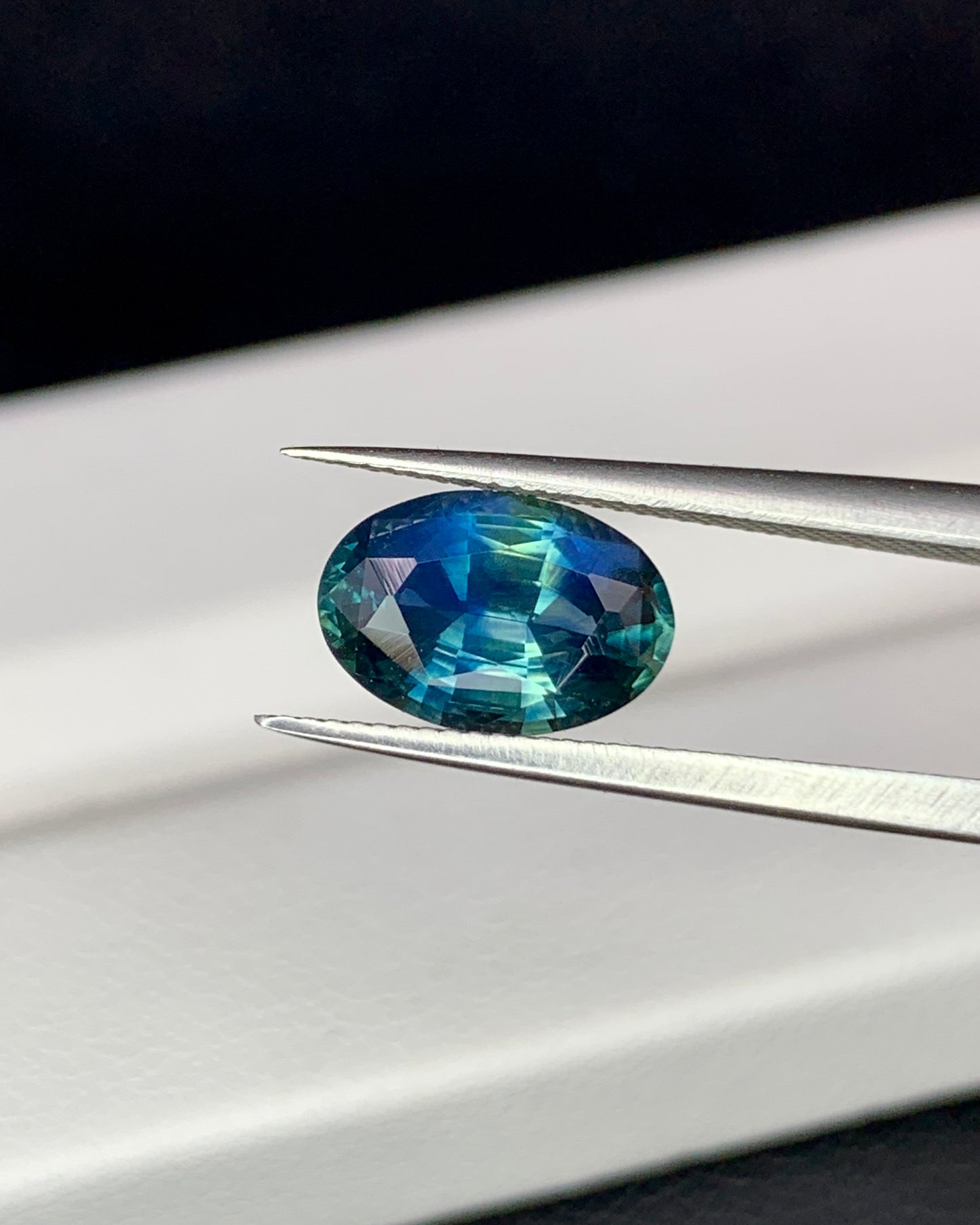 Natural Bi Color Parti Sapphire 1.72 Carat 8.8x6 MM Oval Shape Faceted Gemstone