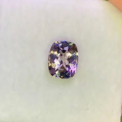 Natural Unheated Bi-Color Tanzanite 0.92 Carat 7.5x5.6 MM Cushion Shape Faceted Gemstone