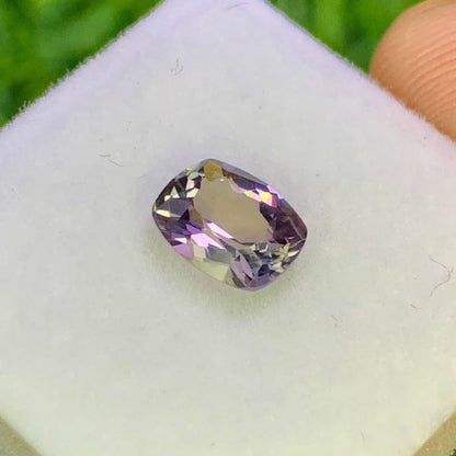 Natural Unheated Bi-Color Tanzanite 0.92 Carat 7.5x5.6 MM Cushion Shape Faceted Gemstone