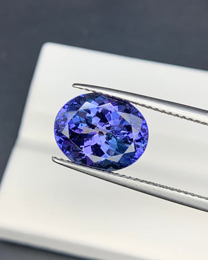 Natural Bi Color Tanzanite 5.21 Carat 12x9.7 MM Oval Shape Faceted Gemstone