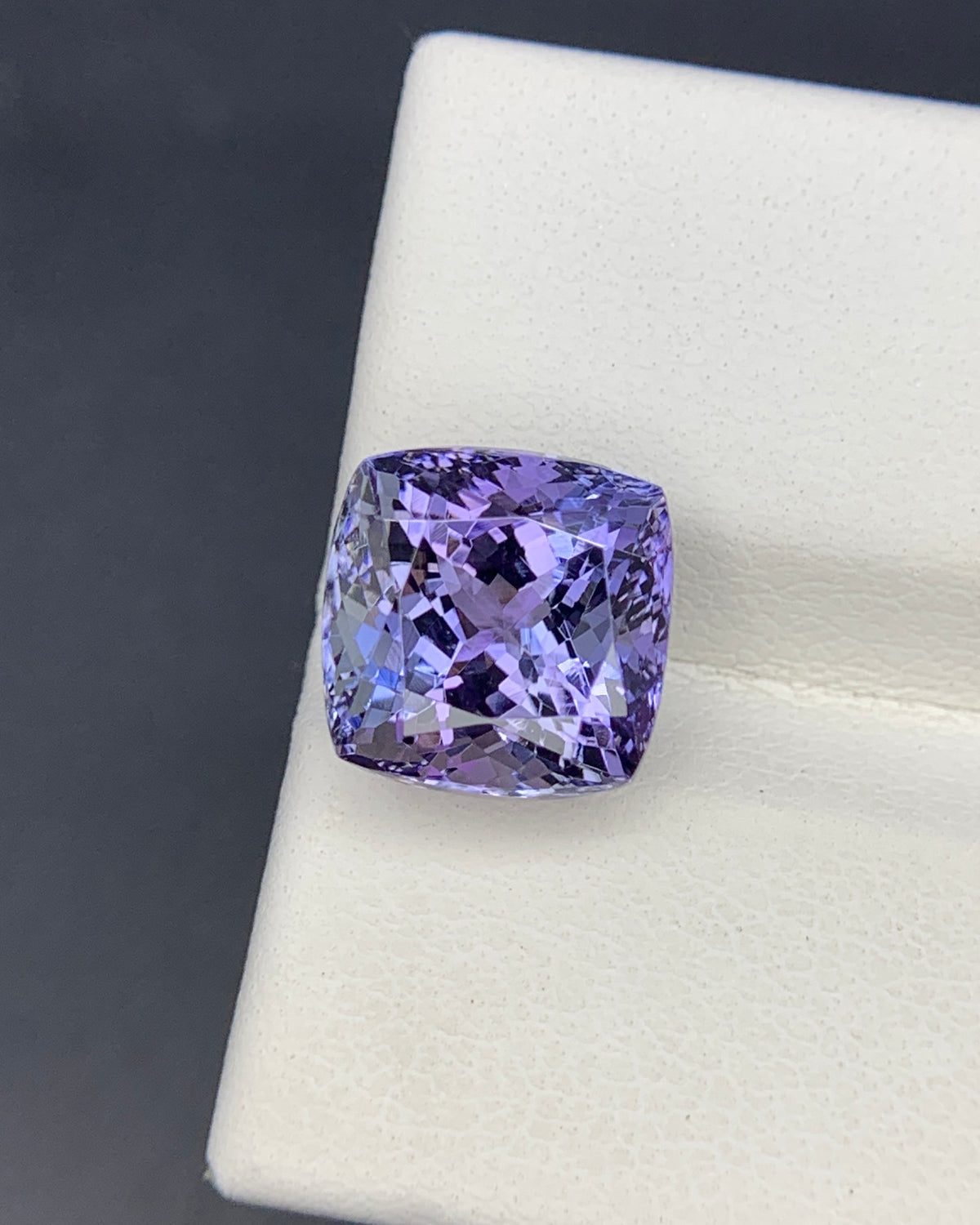 Natural Bi Color Tanzanite 5.45 Carat 9.6x9.6 MM Cushion Shape Faceted Gemstone