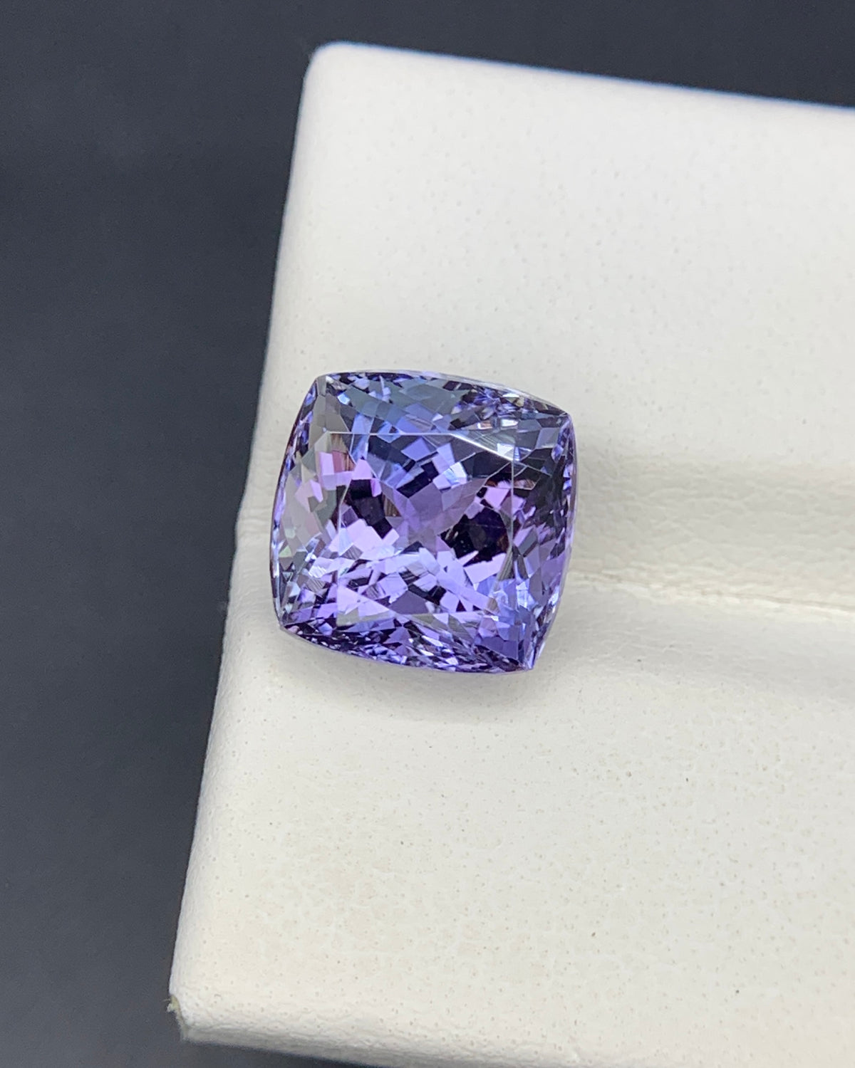Natural Bi Color Tanzanite 5.45 Carat 9.6x9.6 MM Cushion Shape Faceted Gemstone
