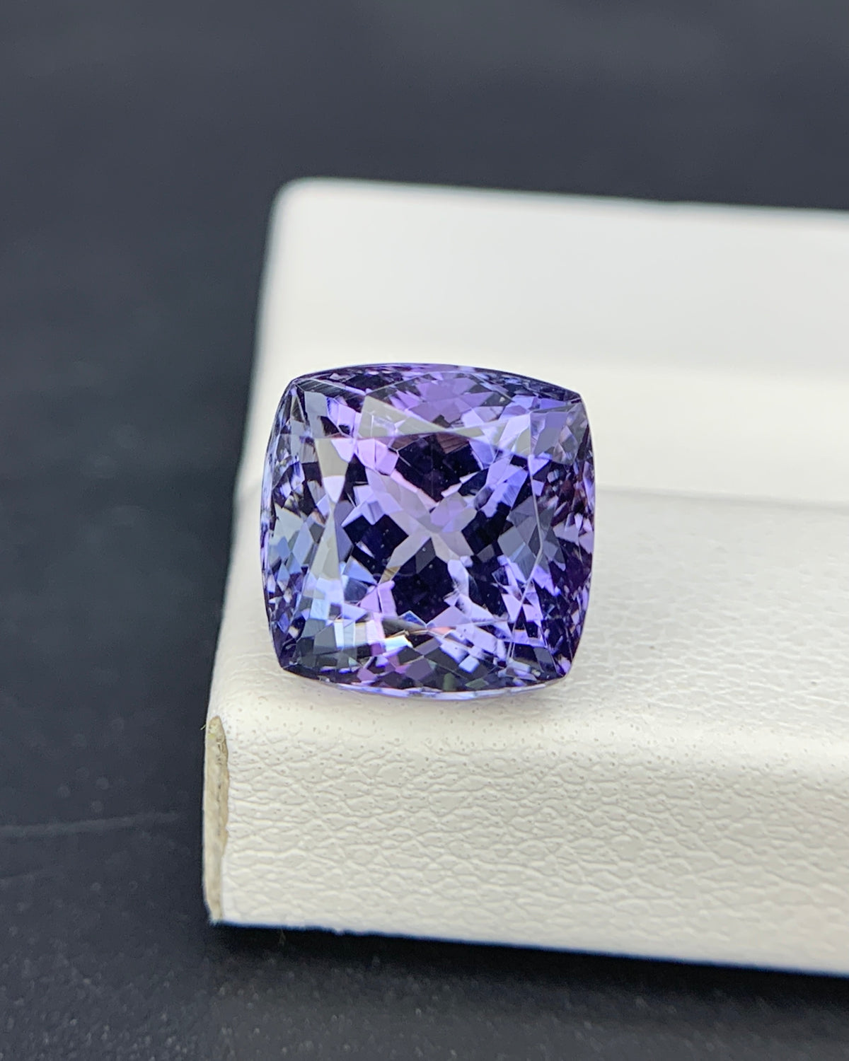 Natural Bi Color Tanzanite 5.45 Carat 9.6x9.6 MM Cushion Shape Faceted Gemstone