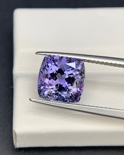 Natural Bi Color Tanzanite 5.45 Carat 9.6x9.6 MM Cushion Shape Faceted Gemstone