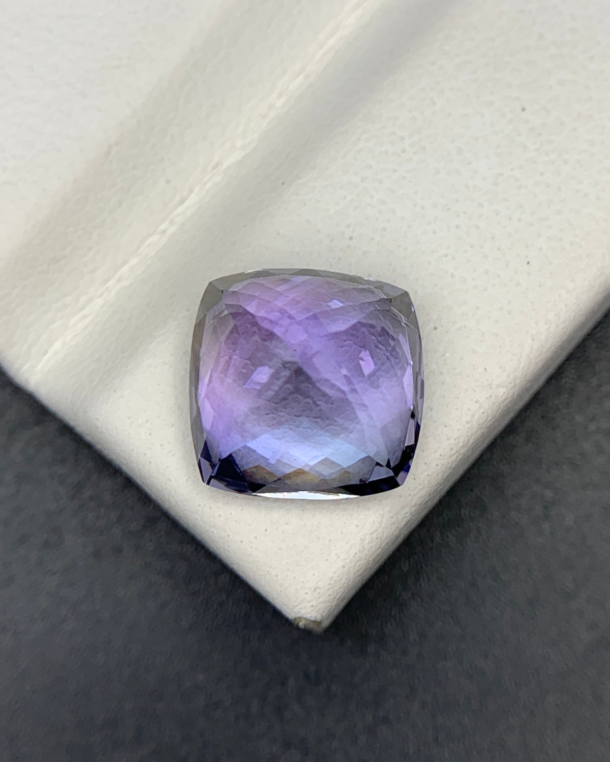 Natural Bi Color Tanzanite 5.45 Carat 9.6x9.6 MM Cushion Shape Faceted Gemstone