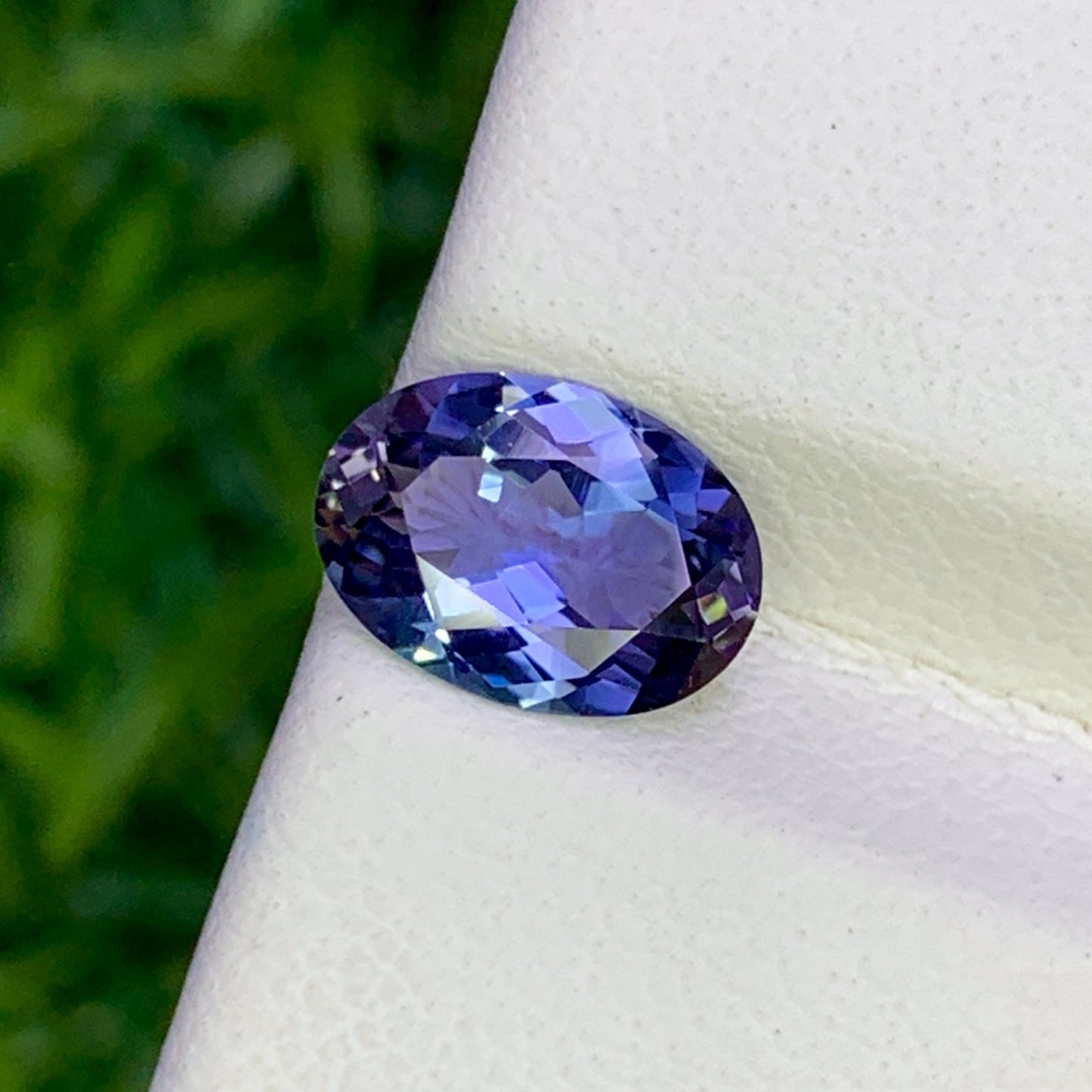 Natural Purple Tanzanite 1.29 Carat 8.5x6.1 MM Oval Shape Faceted Gemstone