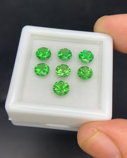 Natural Tsavorite Garnet 2.80 Carat 4.5-4.8 MM Round Shape Diamond Cut Faceted Gemstone 7 Piece Lot