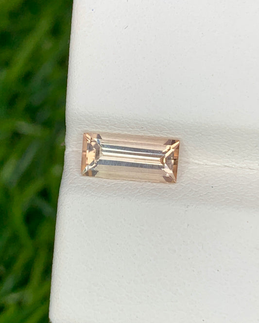Natural Peach Tourmaline 0.97 Carat 9.1x4.1 MM Baguette Shape Faceted Gemstone