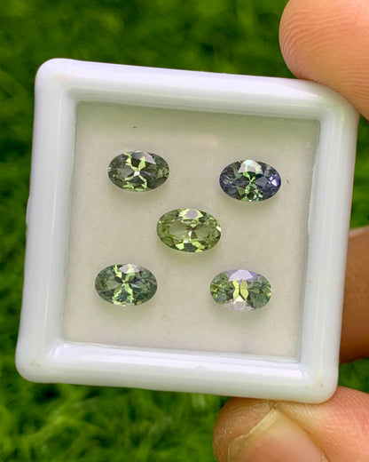 Natural Unheated Bi Color Tanzanite Lot 2.06 Carat 6x4/5.7x3.7 MM Oval Shape Faceted Gemstone 5 Piece Lot