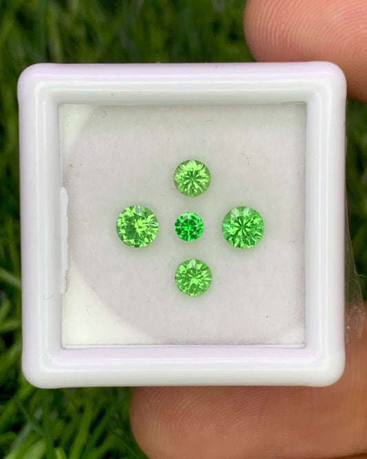 Natural Rare Kornerupine Lot 0.95 Carat 4/3.5/2.7 MM Round Shape Faceted Gemstone 5 Piece Lot