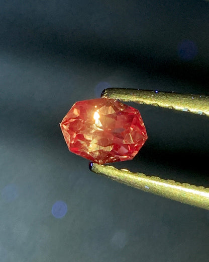Natural Rare Dragon Garnet / Fluorescent Chromium Vanadium Malaya Garnet 0.29 Carat 4.8x3.7 MM Fancy Shape Faceted Gemstone 