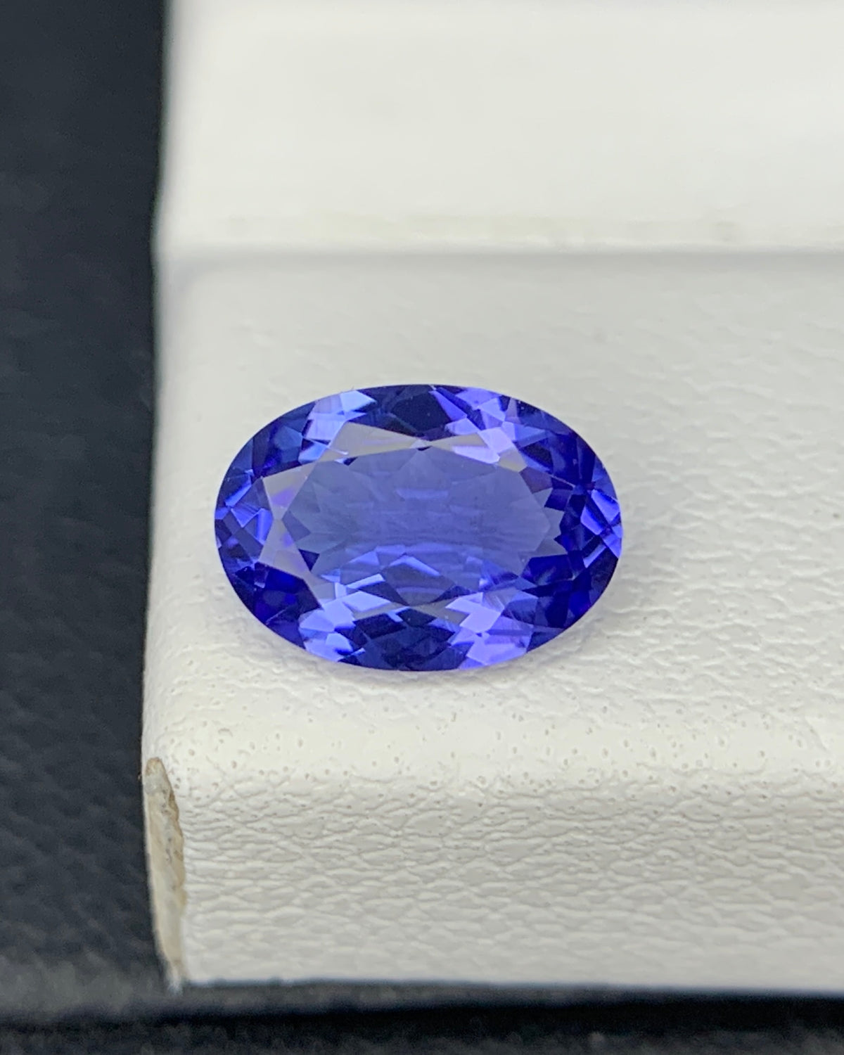 Natural AAA Blue Tanzanite 0.92 Carat 7.7x5.5x3 MM Oval Shape Faceted Gemstone 