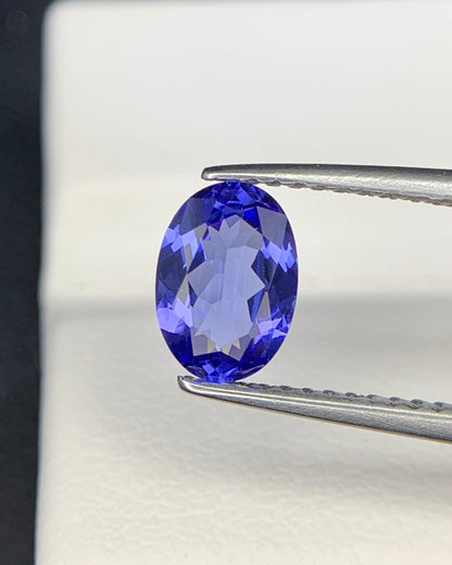 Natural AAA Blue Tanzanite 0.92 Carat 7.7x5.5x3 MM Oval Shape Faceted Gemstone 