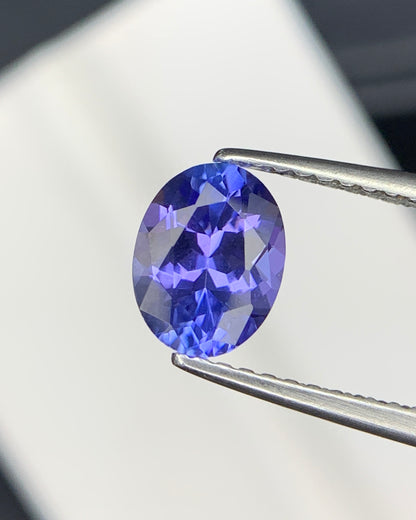 Natural AA Blue Tanzanite 1.05 Carat 7.5x5.7 MM Oval Shape Faceted Gemstone