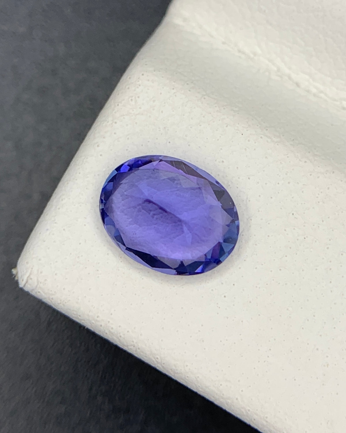 Natural AA Blue Tanzanite 1.05 Carat 7.5x5.7 MM Oval Shape Faceted Gemstone
