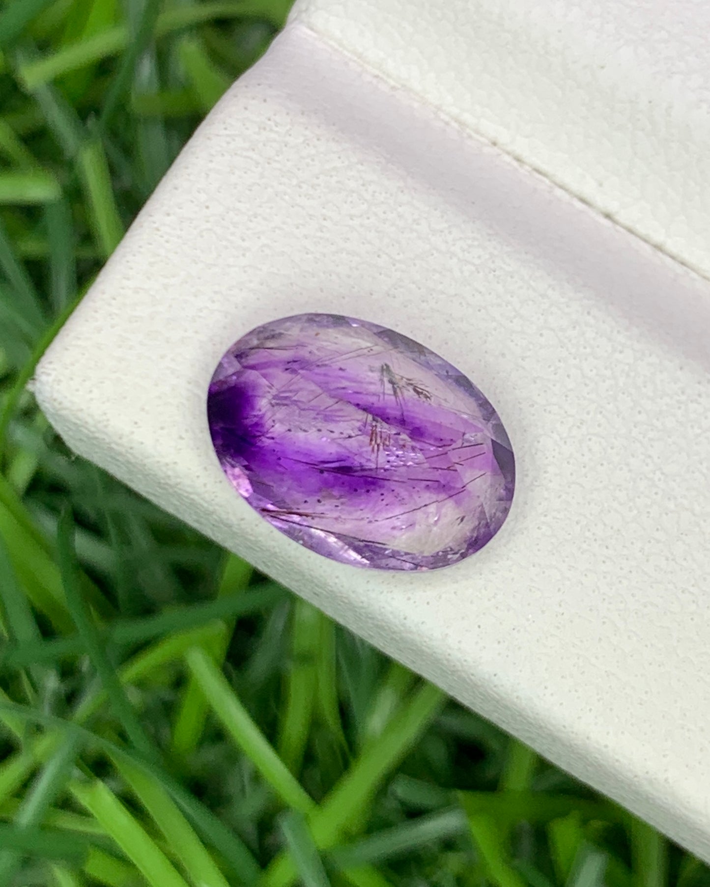 Natural Super Seven 2.45 Carat 10.7x7.7 MM Oval Shape Faceted Gemstone with 7 Crystals Healing Stone Seven Chakra Melody Stone