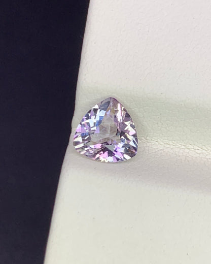 Natural Bi Color Unheated Tanzanite 1.06 Carat 6.9x6.9 MM Trillion Shape Faceted Gemstone