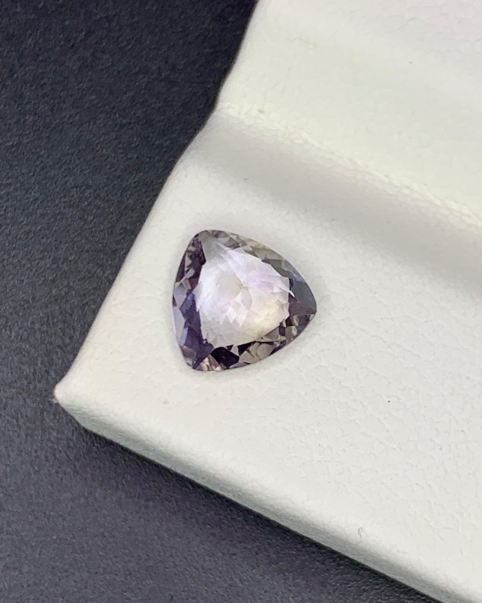 Natural Bi Color Unheated Tanzanite 1.06 Carat 6.9x6.9 MM Trillion Shape Faceted Gemstone