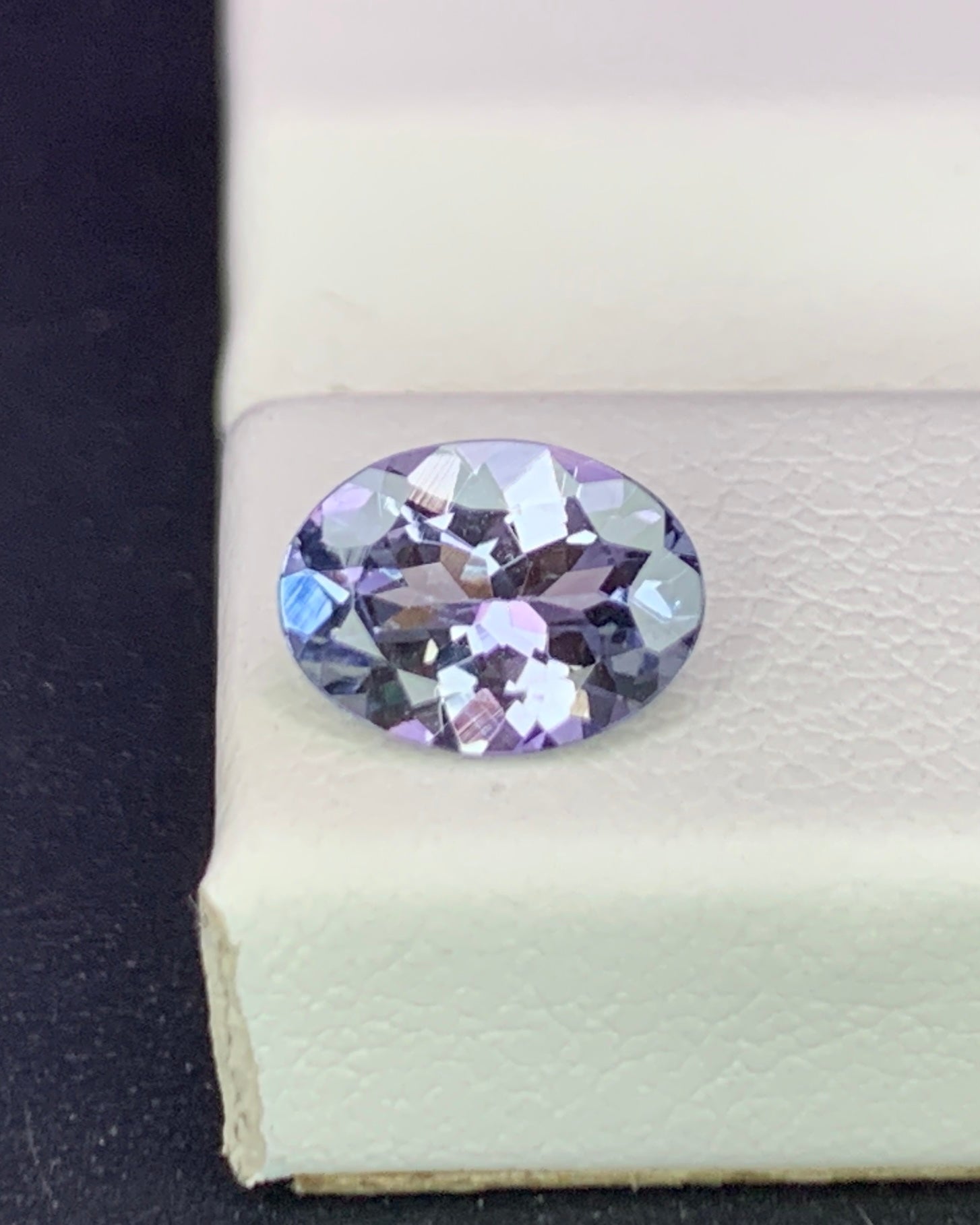 Natural Bi Color Tanzanite 0.92 Carat 7.5x5.5 MM Oval Shape Faceted Gemstone 
