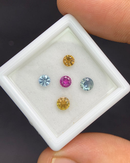 Natural Umba Sapphire 1.09 Carat Round Shape Brilliant Cut Faceted Gemstone 5 Piece Lot