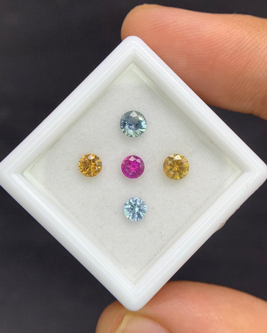 Natural Umba Sapphire 1.09 Carat Round Shape Brilliant Cut Faceted Gemstone 5 Piece Lot