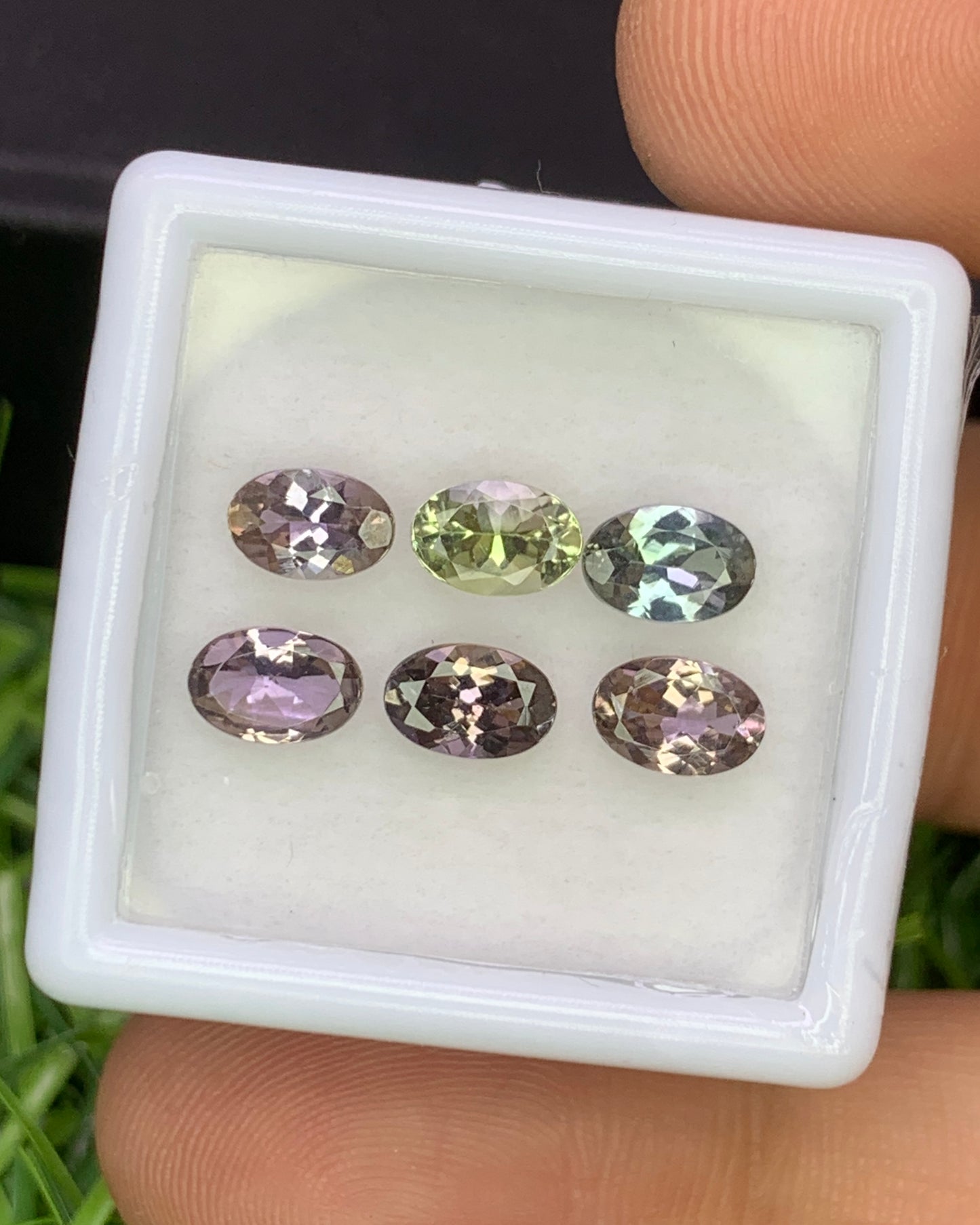 Natural Unheated Bi Color Tanzanite Lot 2.85 Carat 6x4 MM (Approx) Oval Shape Faceted Gemstone 6 Piece Lot